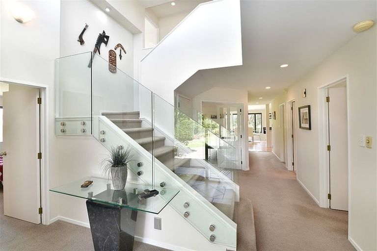 Photo of property in 69 Maygrove Drive, Orewa, 0931