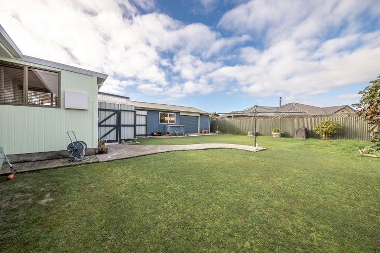 Photo of property in 38 Lyndhurst Street, Westport, 7825