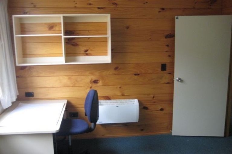 Photo of property in Te Awhina Apartments, 10/22u Sussex Street, Mount Cook, Wellington, 6021