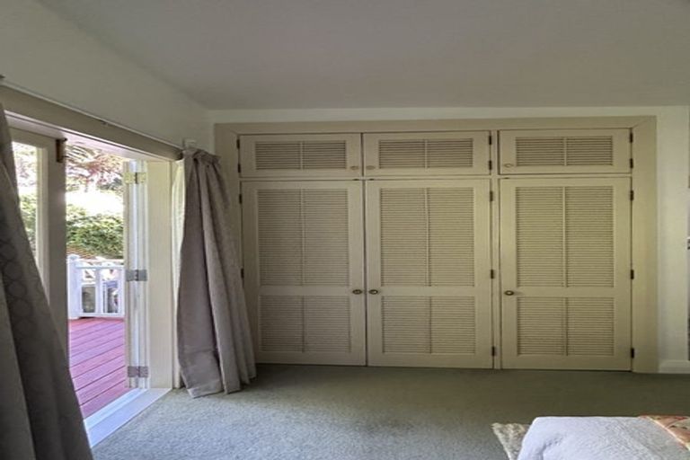 Photo of property in 1/1 Wilkinson Street, Oriental Bay, Wellington, 6011