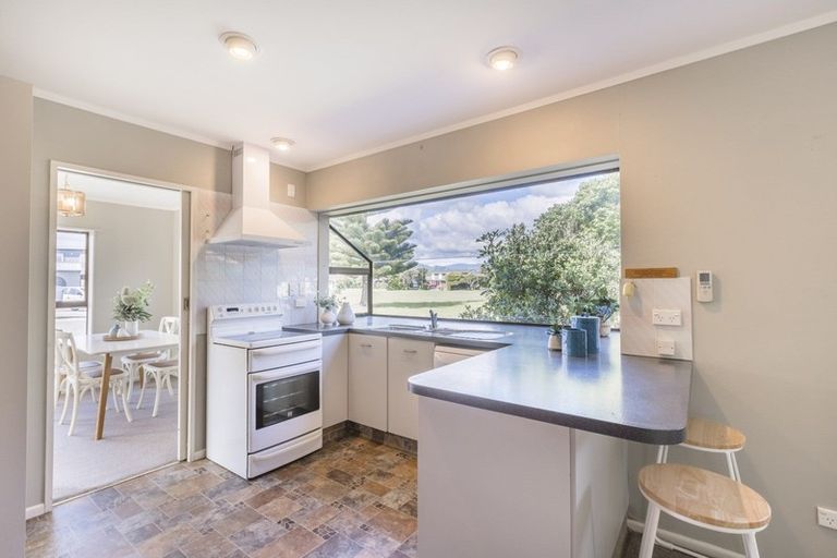 Photo of property in 45 Olive Terrace, Paraparaumu Beach, Paraparaumu, 5032