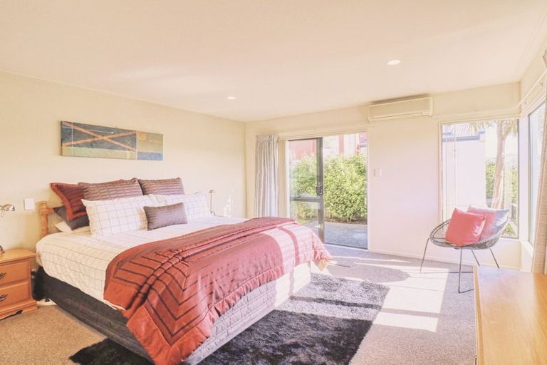 Photo of property in 28b James Cook Drive, Whitby, Porirua, 5024