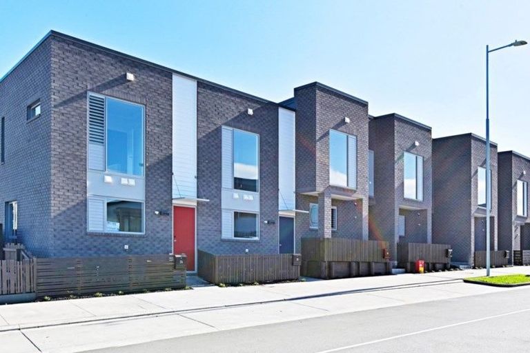 Photo of property in 34 Wallace Road, Hobsonville, Auckland, 0616