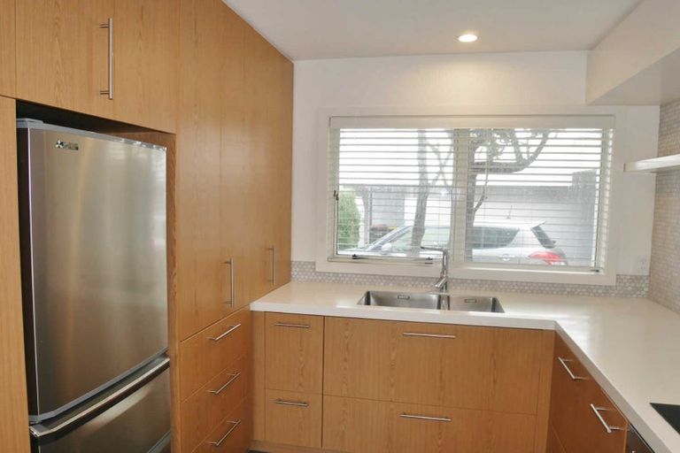 Photo of property in 6/17 Eversleigh Street, St Albans, Christchurch, 8014