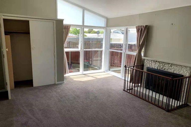 Photo of property in 43 Minaret Drive, Bucklands Beach, Auckland, 2014