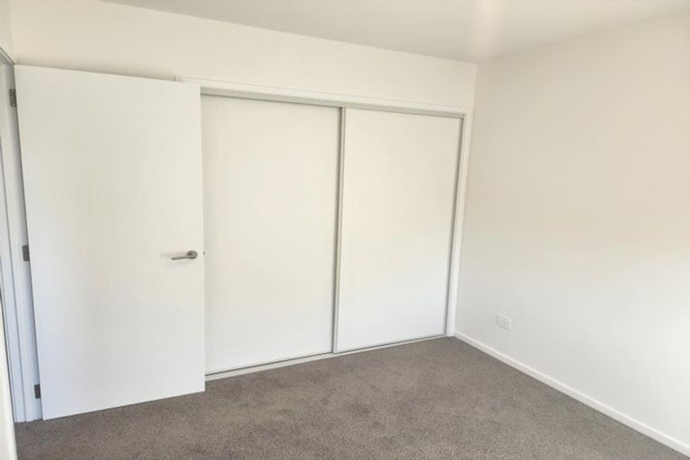 Photo of property in 2/114 Stanmore Road, Linwood, Christchurch, 8011