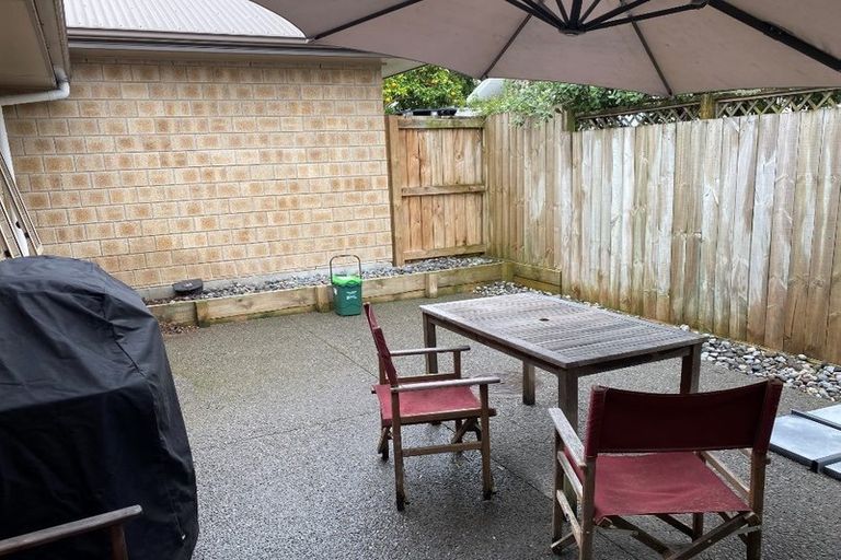 Photo of property in 114u4 Old Farm Road, Hamilton East, Hamilton, 3216