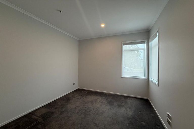Photo of property in 2 Pinto Road, Pukekohe, 2120