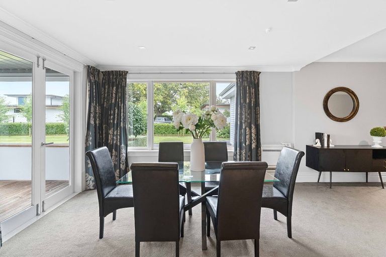 Photo of property in 27 Cairnbrae Drive, Prebbleton, 7604