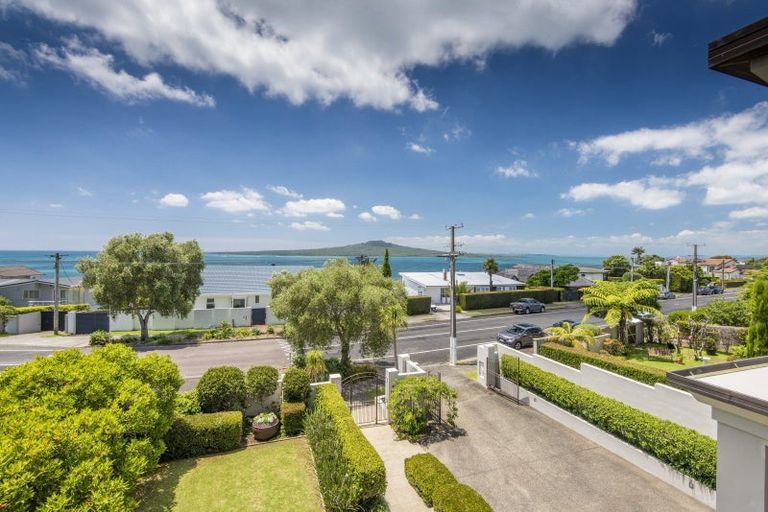 Photo of property in 23 Seacliffe Avenue, Belmont, Auckland, 0622