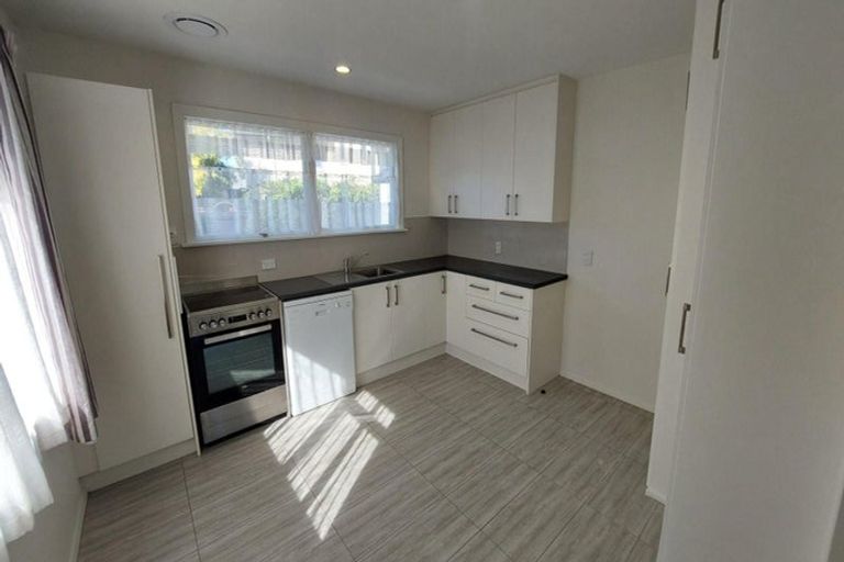 Photo of property in 75 Inwoods Road, Parklands, Christchurch, 8083