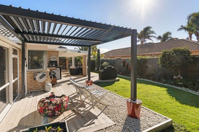 Photo of property in 4 Amery Place, Papamoa Beach, Papamoa, 3118