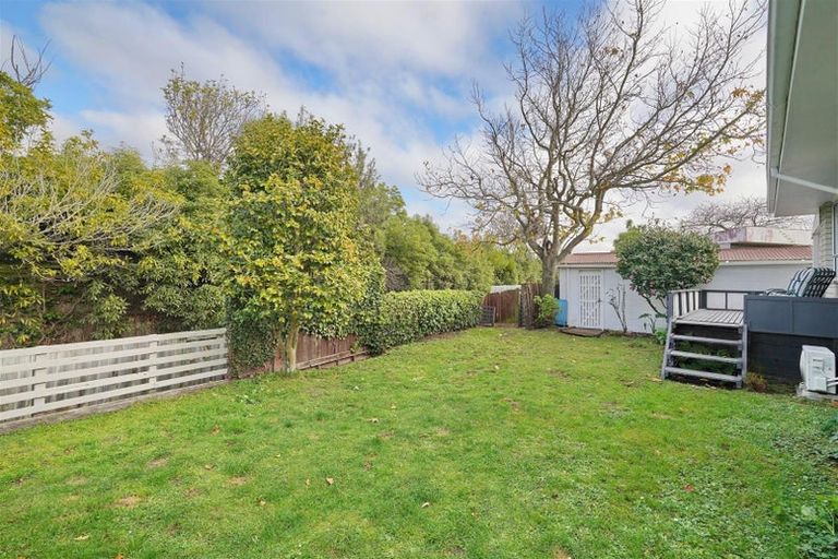 Photo of property in 2/7 Wanstead Place, Woolston, Christchurch, 8062