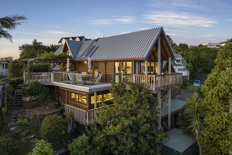 Photo of property in 36 Mayall Avenue, Beach Haven, Auckland, 0626