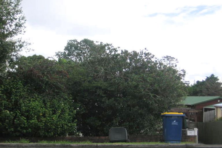 Photo of property in 21 Rosier Road, Glen Eden, Auckland, 0602