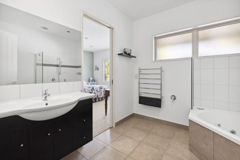 Photo of property in 31 Matheson Crescent, Albert Town, Wanaka, 9305