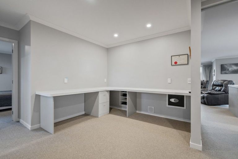 Photo of property in 8 Excelsior Place, Cromwell, 9310