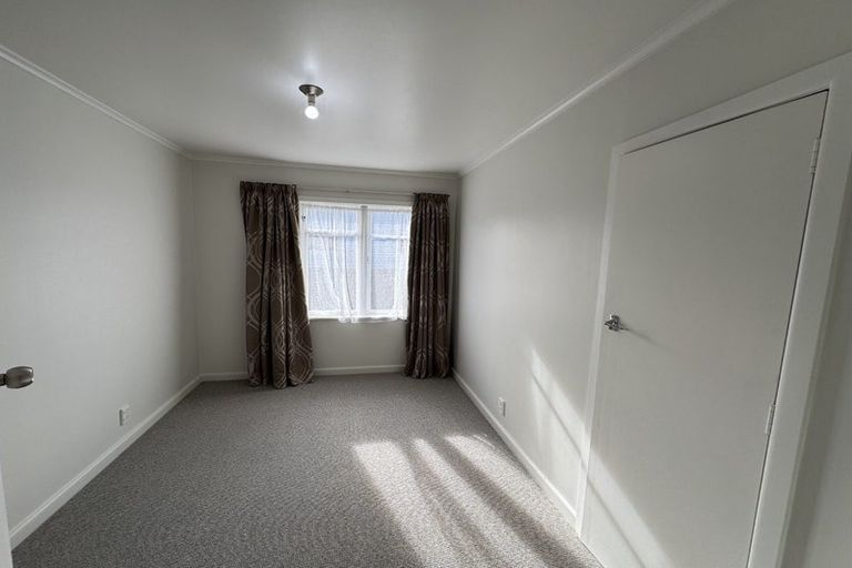 Photo of property in 6 Oxford Street, Taradale, Napier, 4112