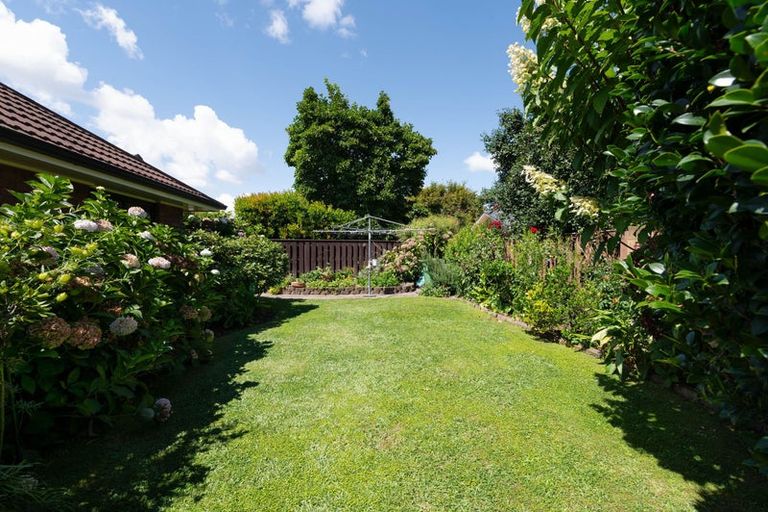 Photo of property in 12 Cooper Place, Chedworth, Hamilton, 3210