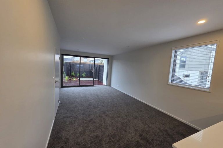 Photo of property in 4/41 Margaret Road, Papatoetoe, Auckland, 2025