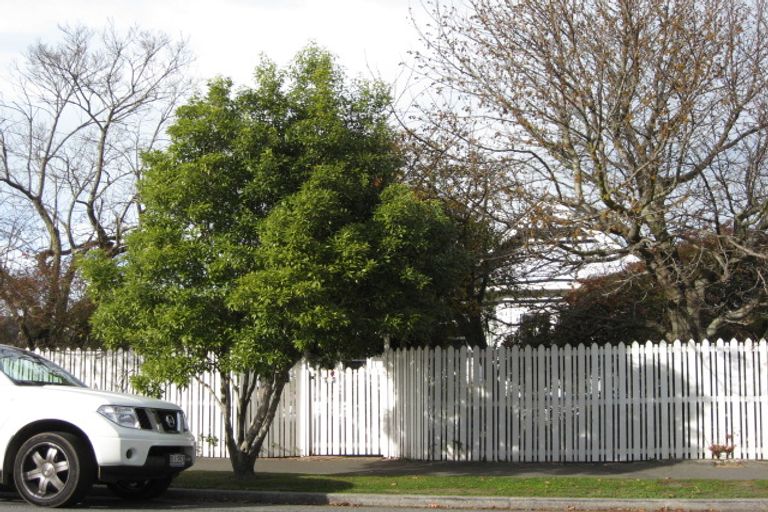 Photo of property in 64 Hawkesbury Avenue, St Albans, Christchurch, 8014