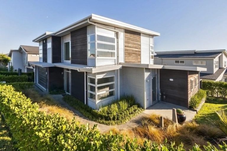 Photo of property in 70 Oakway Drive, Schnapper Rock, Auckland, 0632