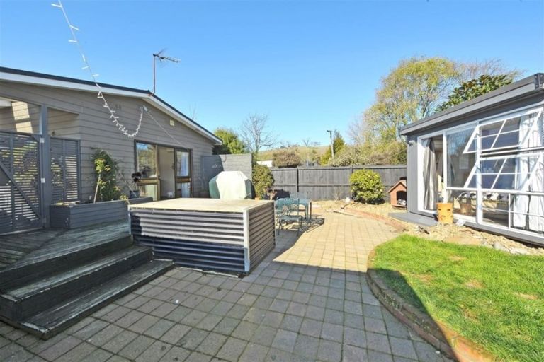 Photo of property in 222 Opawa Road, Hillsborough, Christchurch, 8022