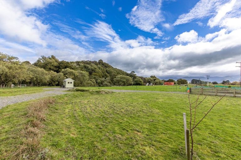 Photo of property in 137 Kiritaki Road, Dannevirke, 4972