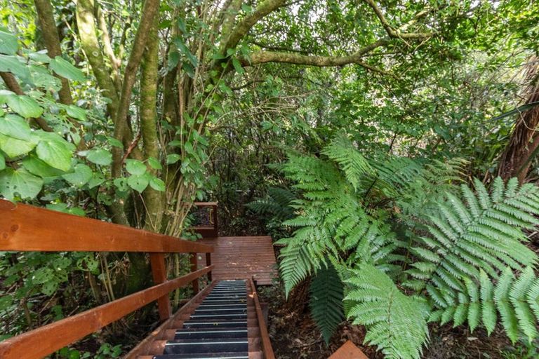 Photo of property in 147 Helston Road, Paparangi, Wellington, 6037