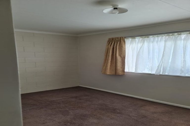 Photo of property in 20 Edgeware Road, Palmerston North, 4410
