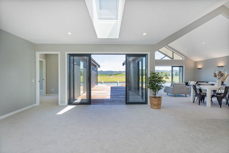 Photo of property in 17 Kahu Crescent, Whitianga, 3510