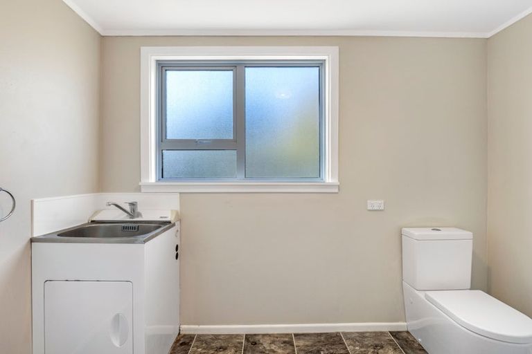 Photo of property in 124 Weraroa Road, Waverley, 4510