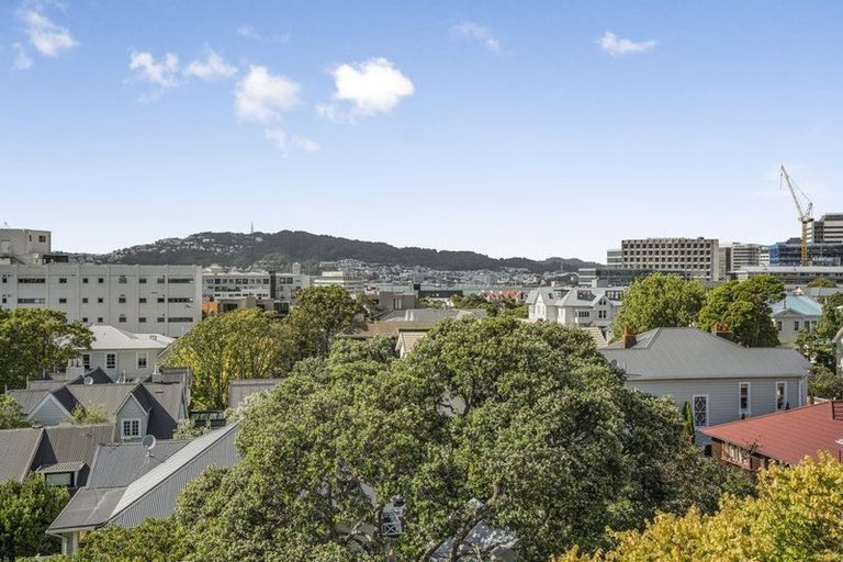 Photo of property in Hobson Court Flats, 59/70u Hobson Street, Thorndon, Wellington, 6011