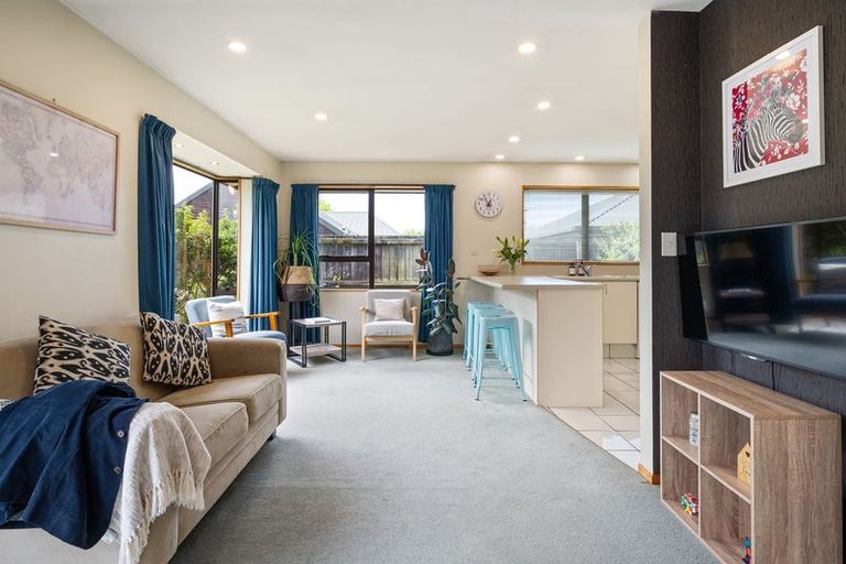 Photo of property in 10 Kingsbury Avenue, Rangiora, 7400