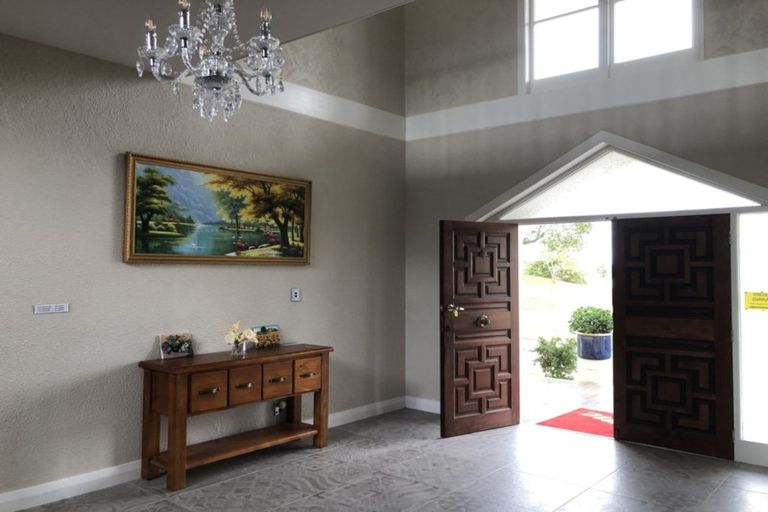 Photo of property in 24 Deseret Road, Temple View, Hamilton, 3218