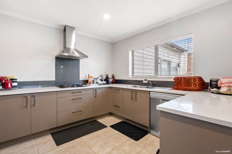 Photo of property in 12 Karetai Crescent, Favona, Auckland, 2024