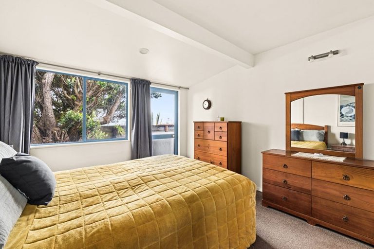 Photo of property in 285 Clifton Road, Te Awanga, 4102