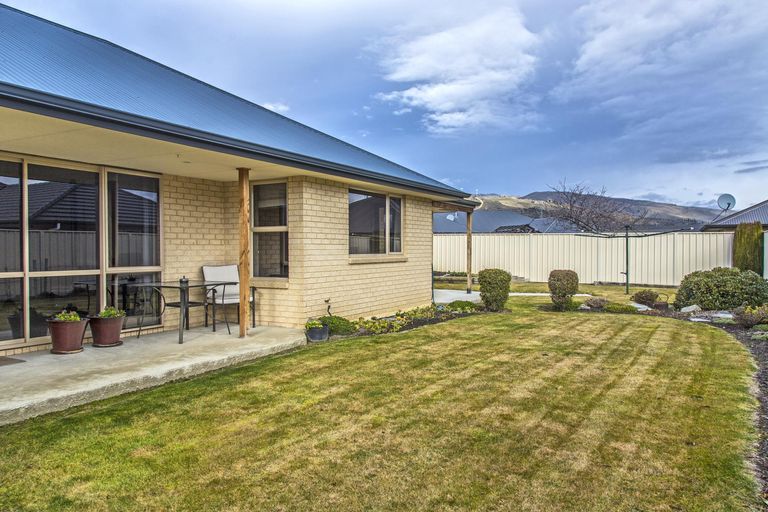 Photo of property in 33 Fenwick Crescent, Cromwell, 9310