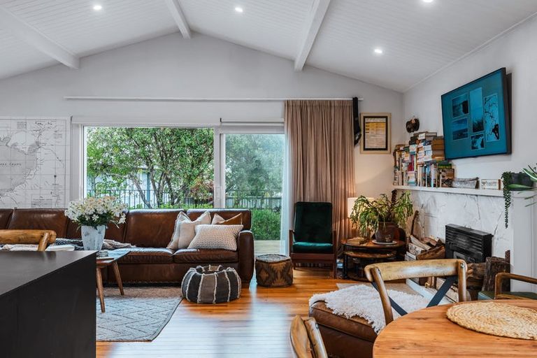 Photo of property in 132 Taharepa Road, Tauhara, Taupo, 3330