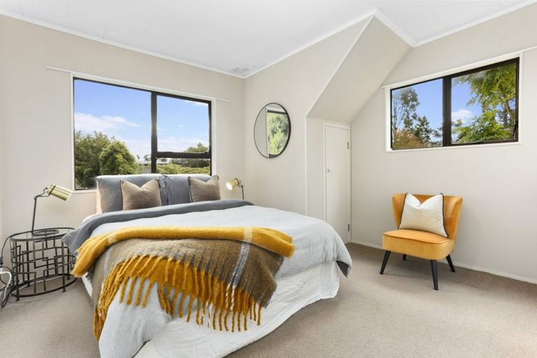 Photo of property in 94a Konini Road, Titirangi, Auckland, 0604