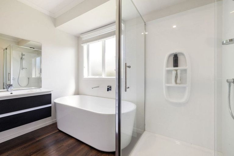 Photo of property in 81 Jarrett Terrace, Leamington, Cambridge, 3432