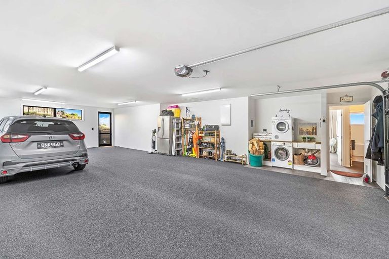 Photo of property in 38 Nore Street, Waihola, Milton, 9073