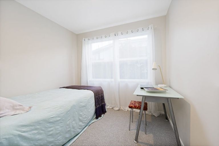 Photo of property in 37 Keegan Drive, Massey, Auckland, 0614