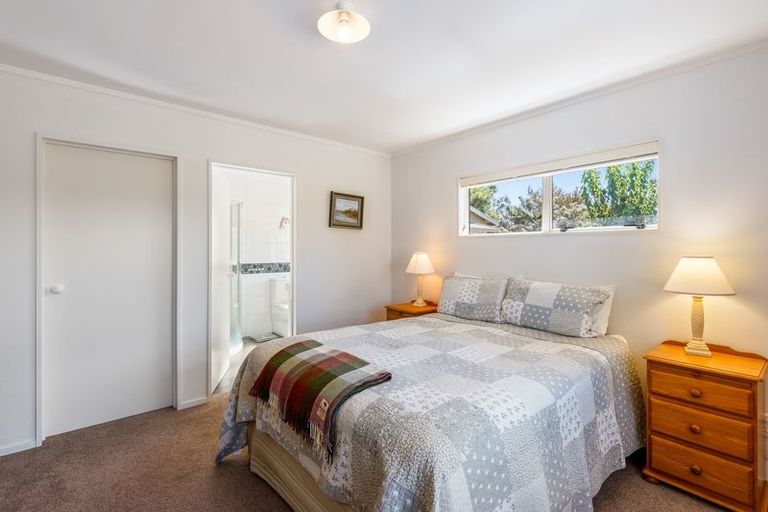 Photo of property in 11 Murray Court, Paraparaumu Beach, Paraparaumu, 5032
