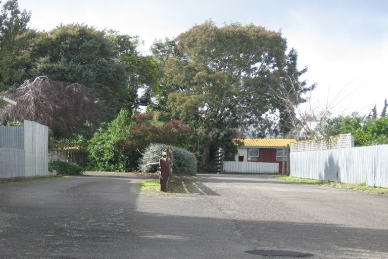 Photo of property in 4 Clendon Court, Roslyn, Palmerston North, 4414