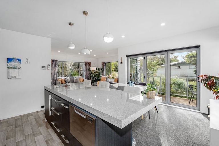 Photo of property in 24a Thimble Lane, Whitby, Porirua, 5024