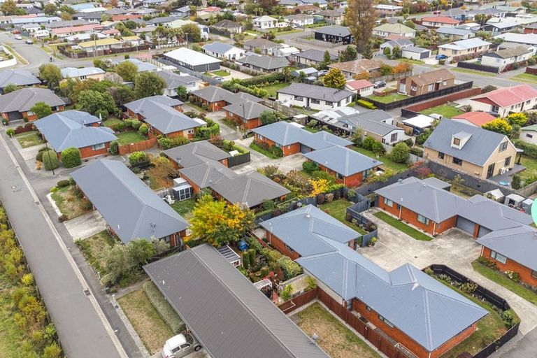 Photo of property in 22 Clinton Lane, Woolston, Christchurch, 8062