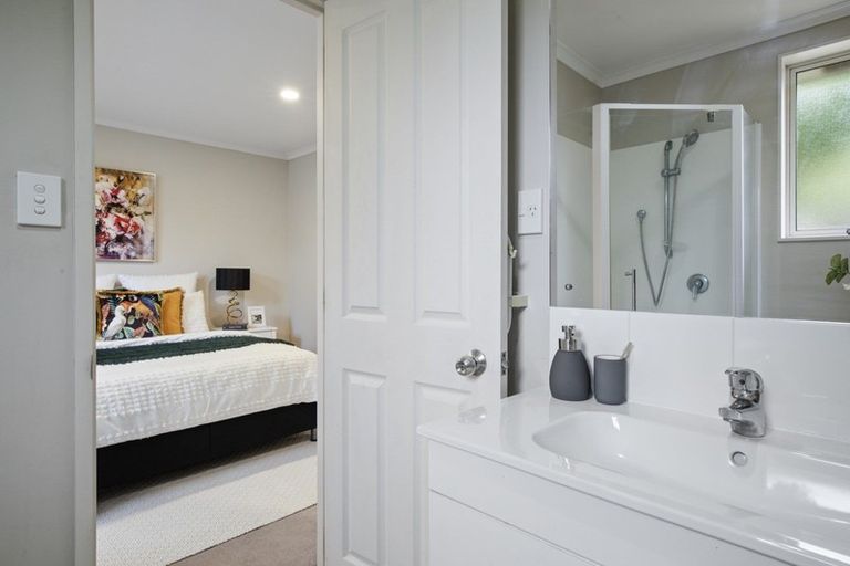 Photo of property in 29 Keri Vista Rise, Papakura, 2110