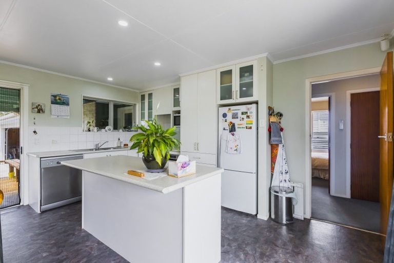 Photo of property in 34 Mcgreevy Street, Waipawa, 4210