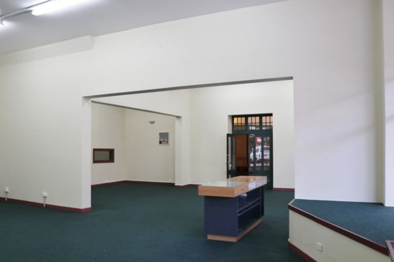 Photo of property in 56 Victoria Avenue, Waiuku, 2123